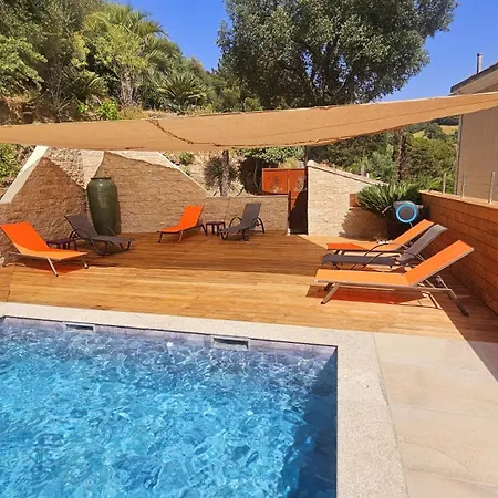 Appartement Domaine Les Orangers, T2 Accès Direct Piscine *